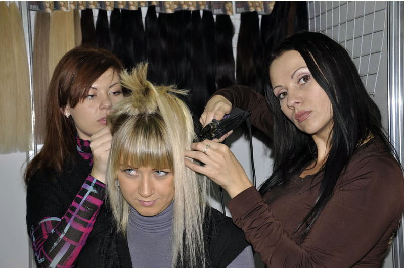 Обучение наращиванию волос. Выставка Зеркало моды в г.Донецке